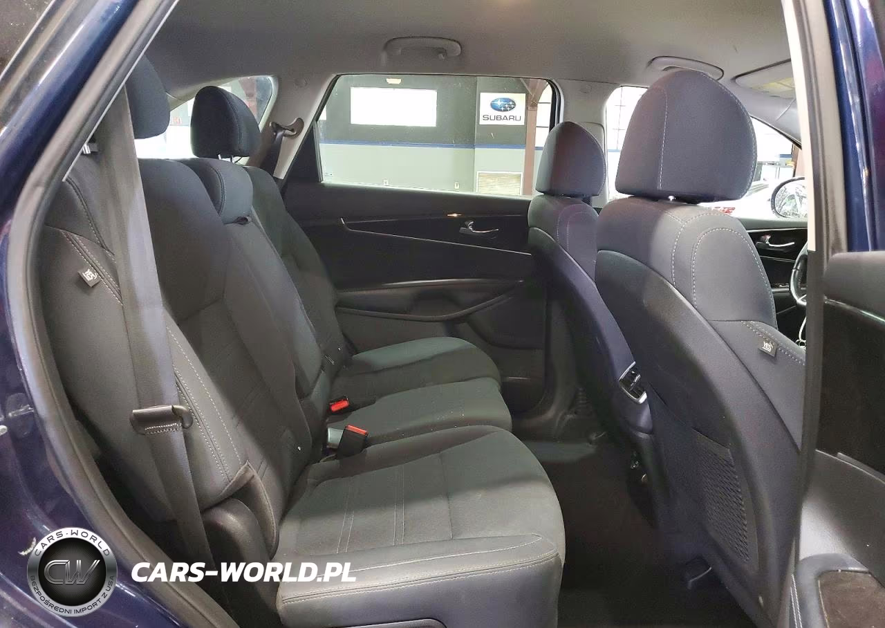 2018 Kia Sorento Lx VIN:5XYPGDA32JG352244 - 11