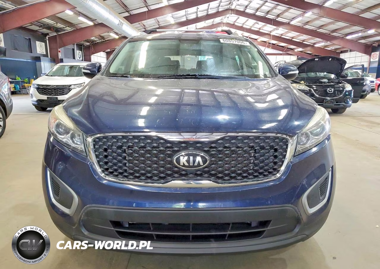 2018 Kia Sorento Lx VIN:5XYPGDA32JG352244 - 5