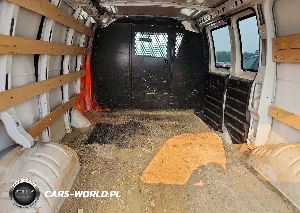 2022 GMC Savana G2500 VIN:1GTW7AFP2N1168515 - 10