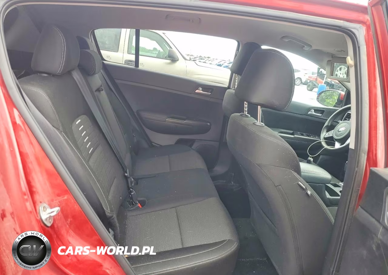 2022 Kia Sportage VIN:KNDPMCACXN7949762 - 11