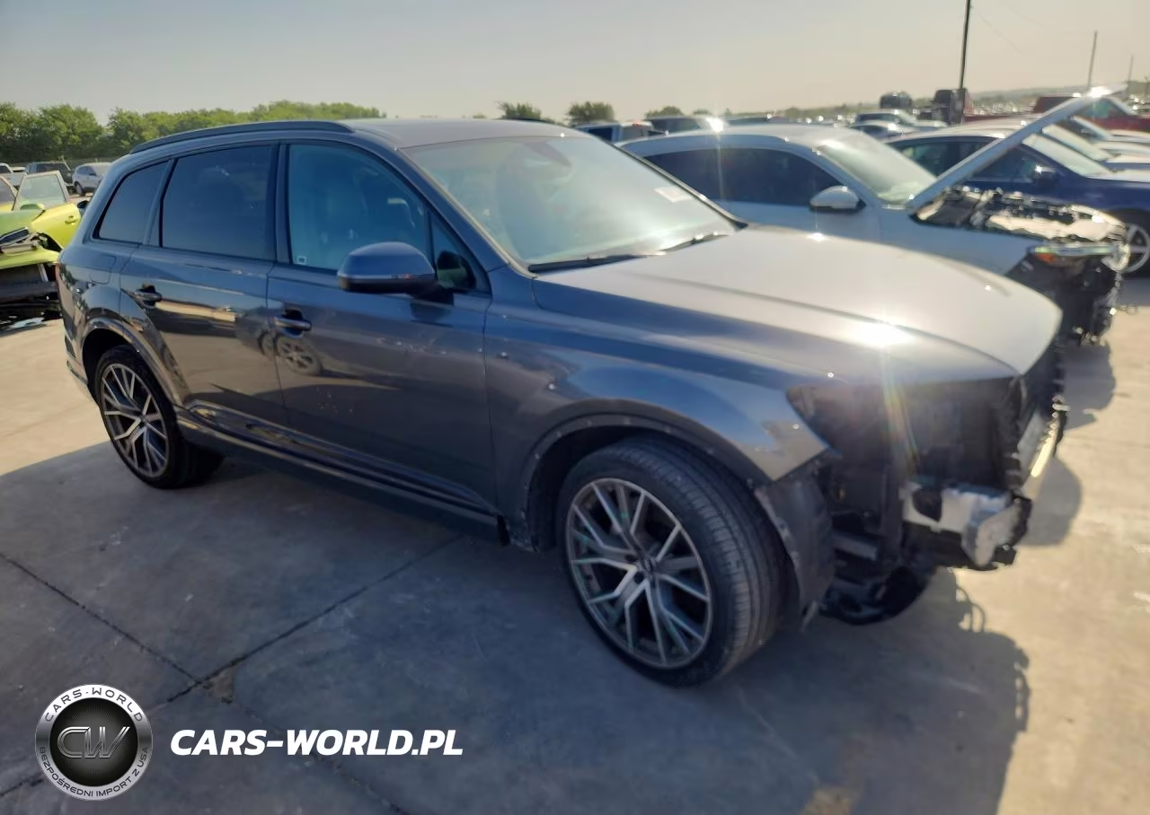 2019 Audi Q7 Technik S-Line VIN:WA1WAAF78KD011156 - 4
