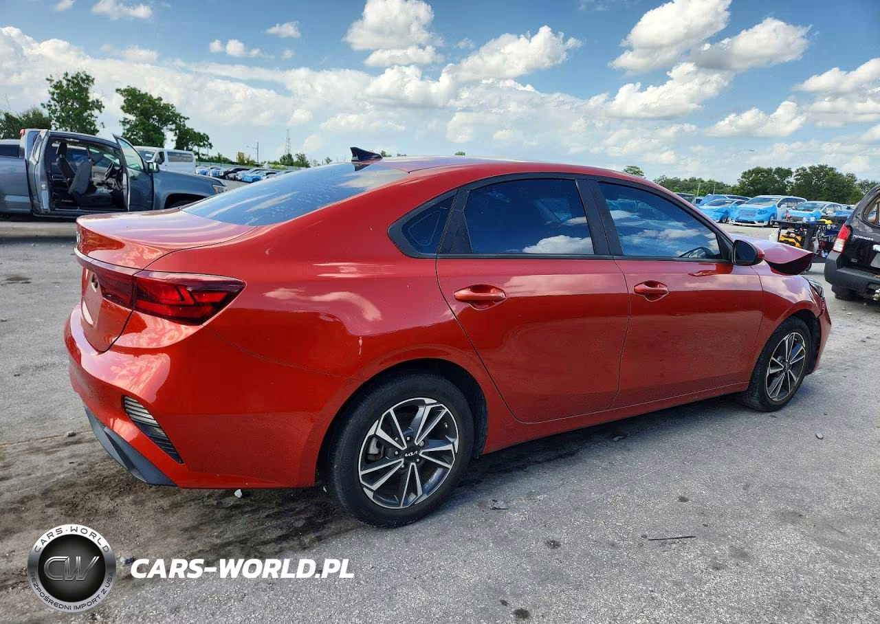 2023 Kia Forte Lxs VIN:3KPF24AD1PE509299 - 3