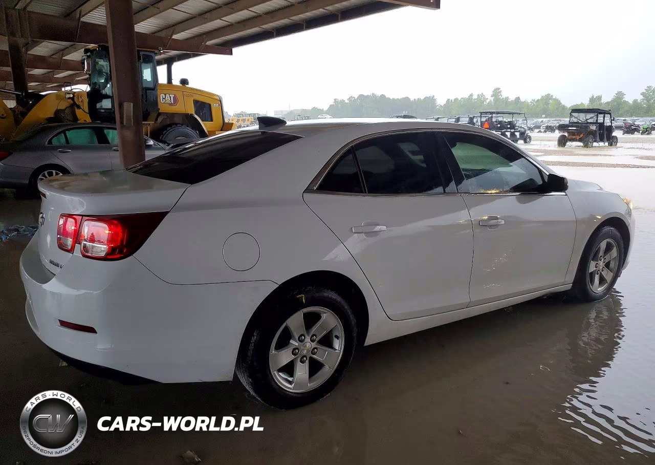 2015 Chevrolet Malibu Ls VIN:1G11B5SL9FF351443 - 3