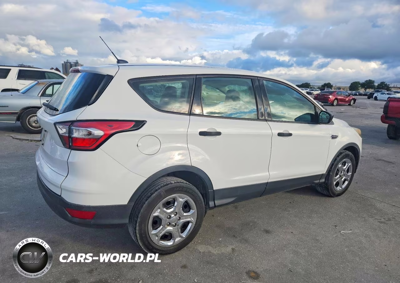 2018 Ford Escape S VIN:1FMCU0F70JUA39635 - 3