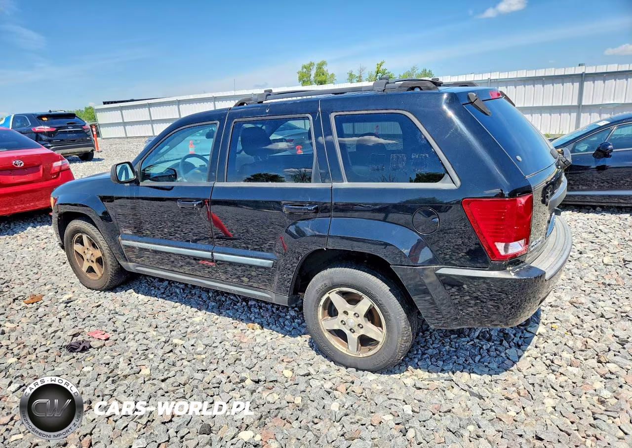 2007 Jeep Grand Cherokee Laredo VIN:1J8GR48K47C625004 - 2
