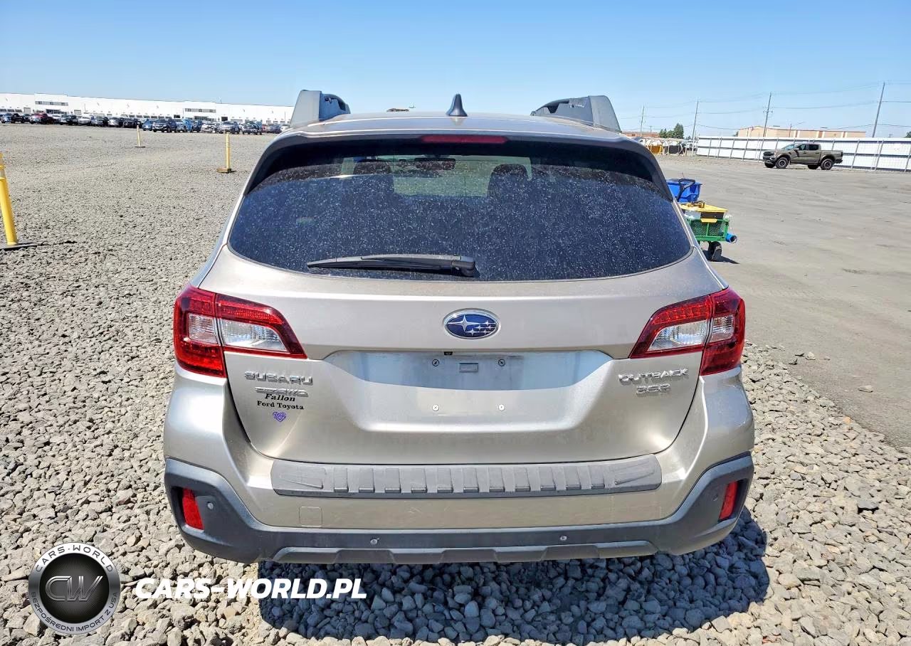 2018 Subaru Outback 3.6R Limited VIN:4S4BSENC2J3220111 - 6