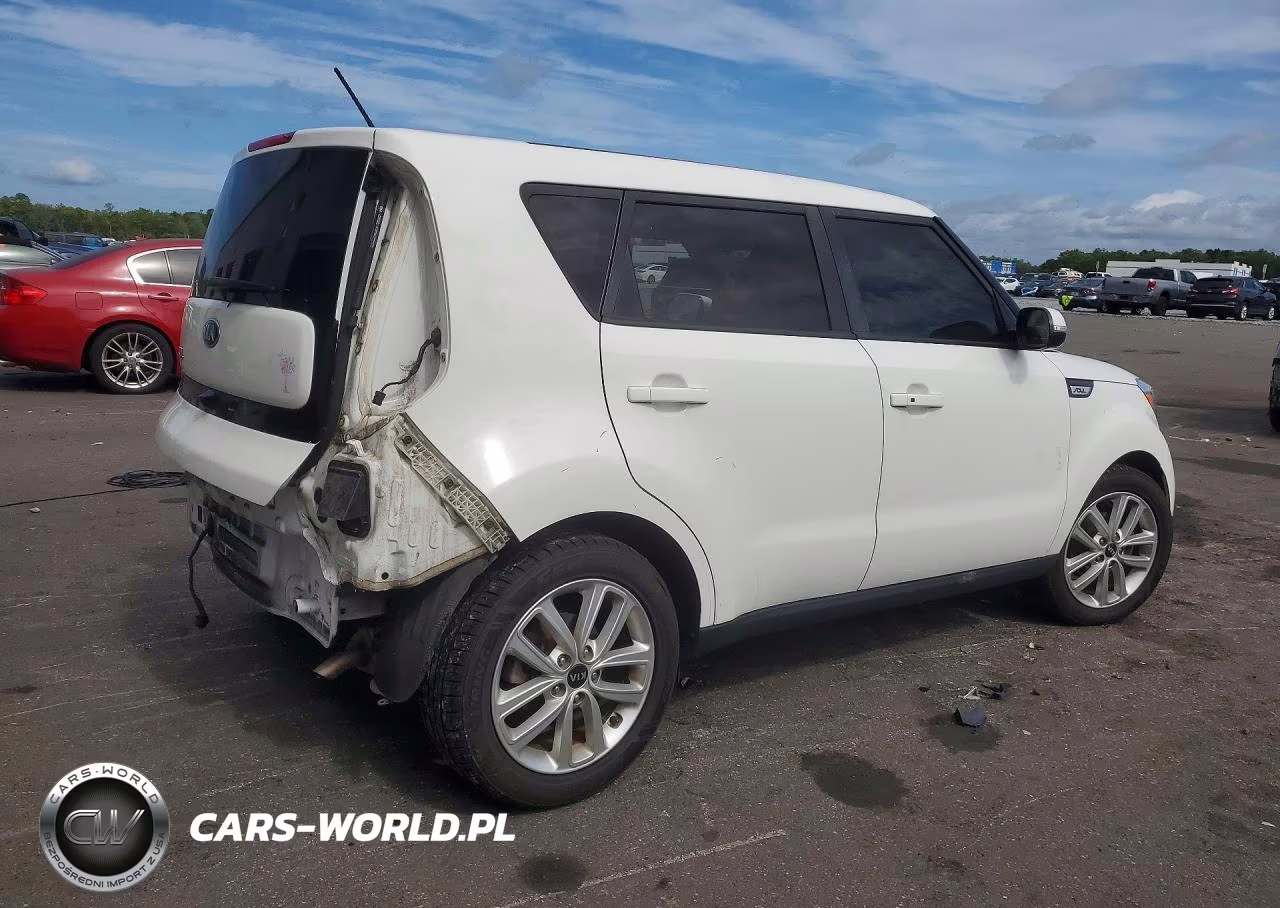 2019 Kia Soul + VIN:KNDJP3A58K7921436 - 3