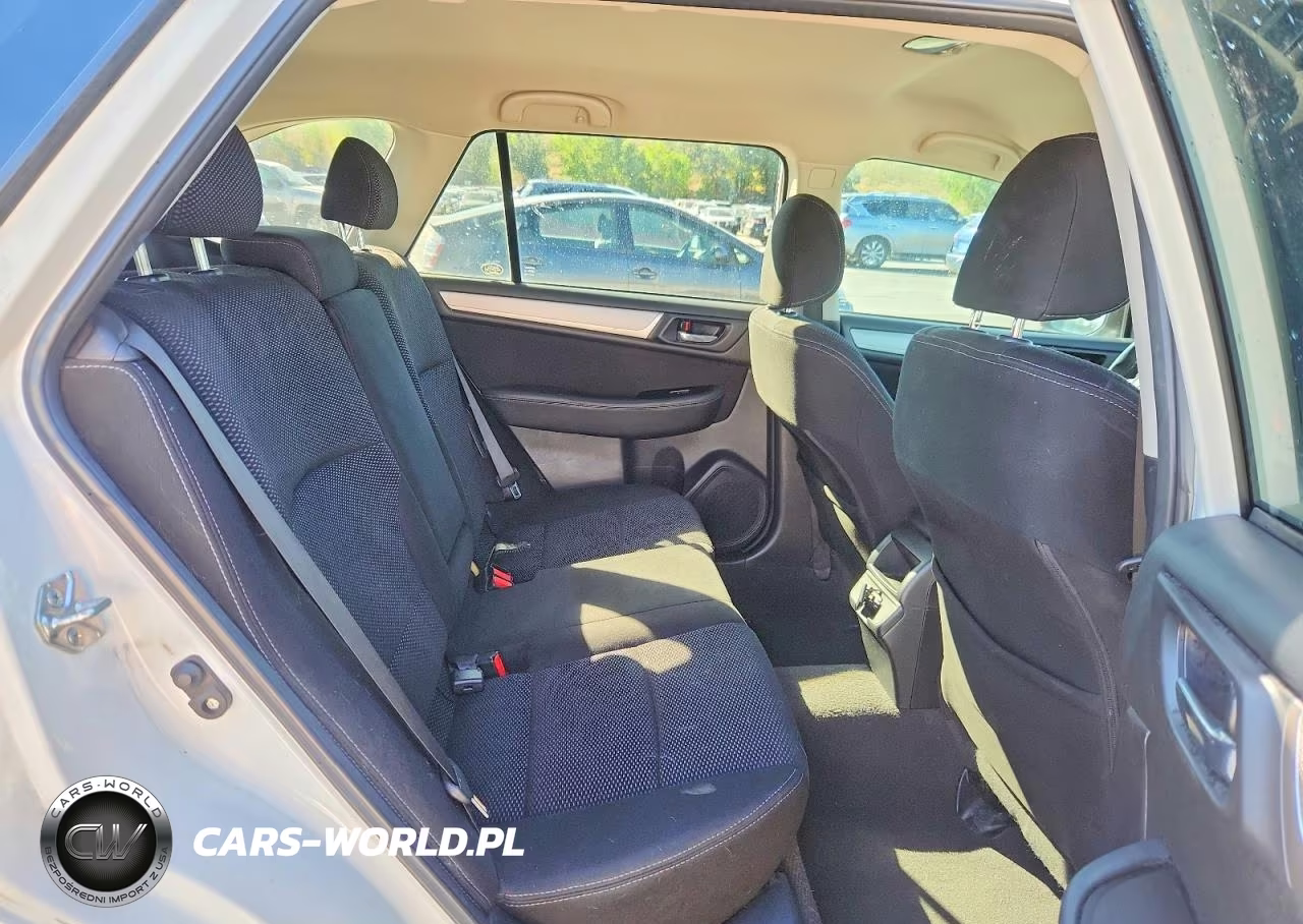 2018 Subaru Outback 2.5I Premium VIN:4S4BSACC5J3352226 - 11