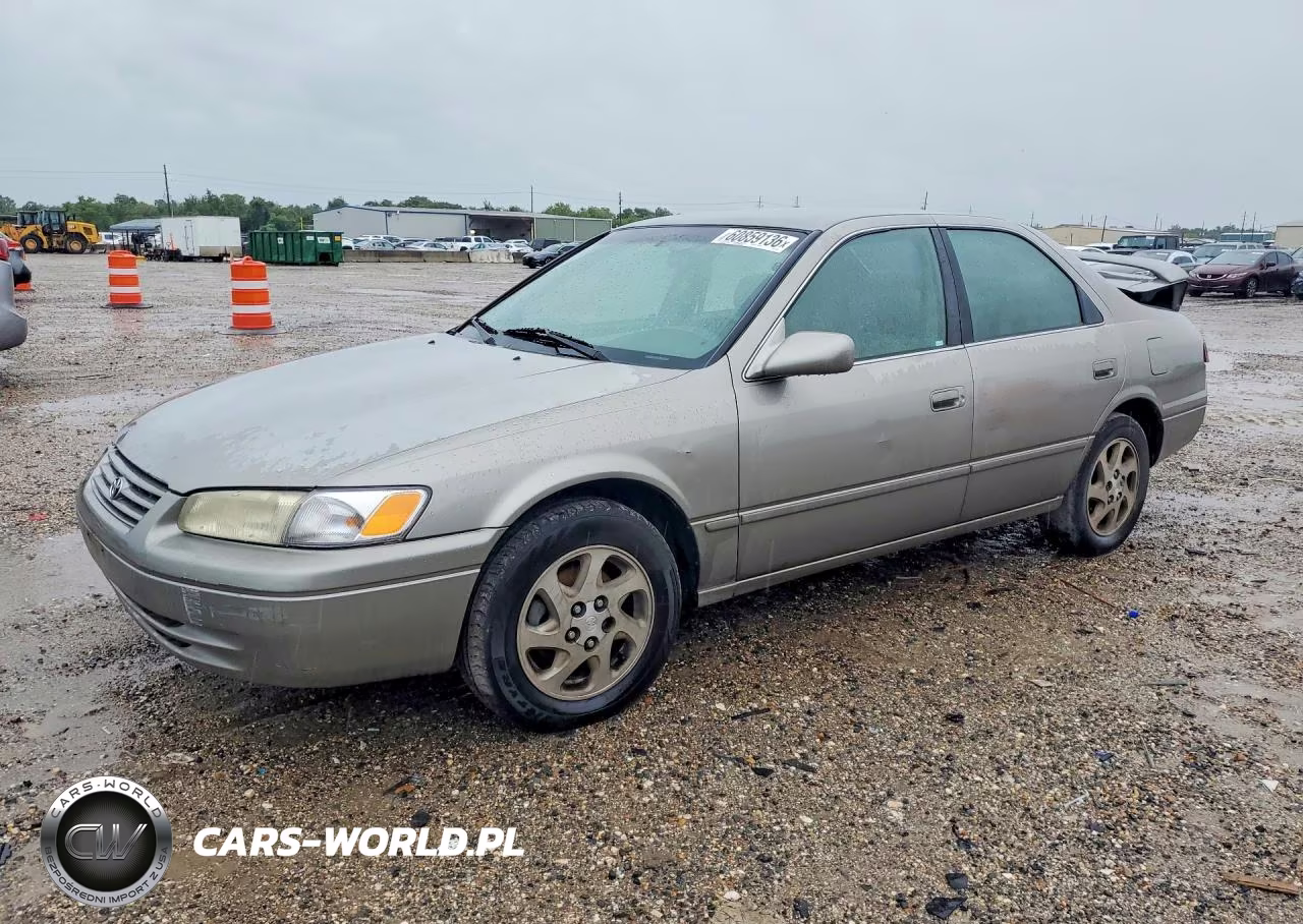 1999 Toyota Camry Le V6