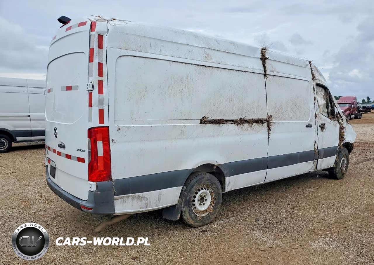 2020 Mercedes-Benz Sprinter 2500 Delivery Van VIN:W1Y40CHY7LT031337 - 3