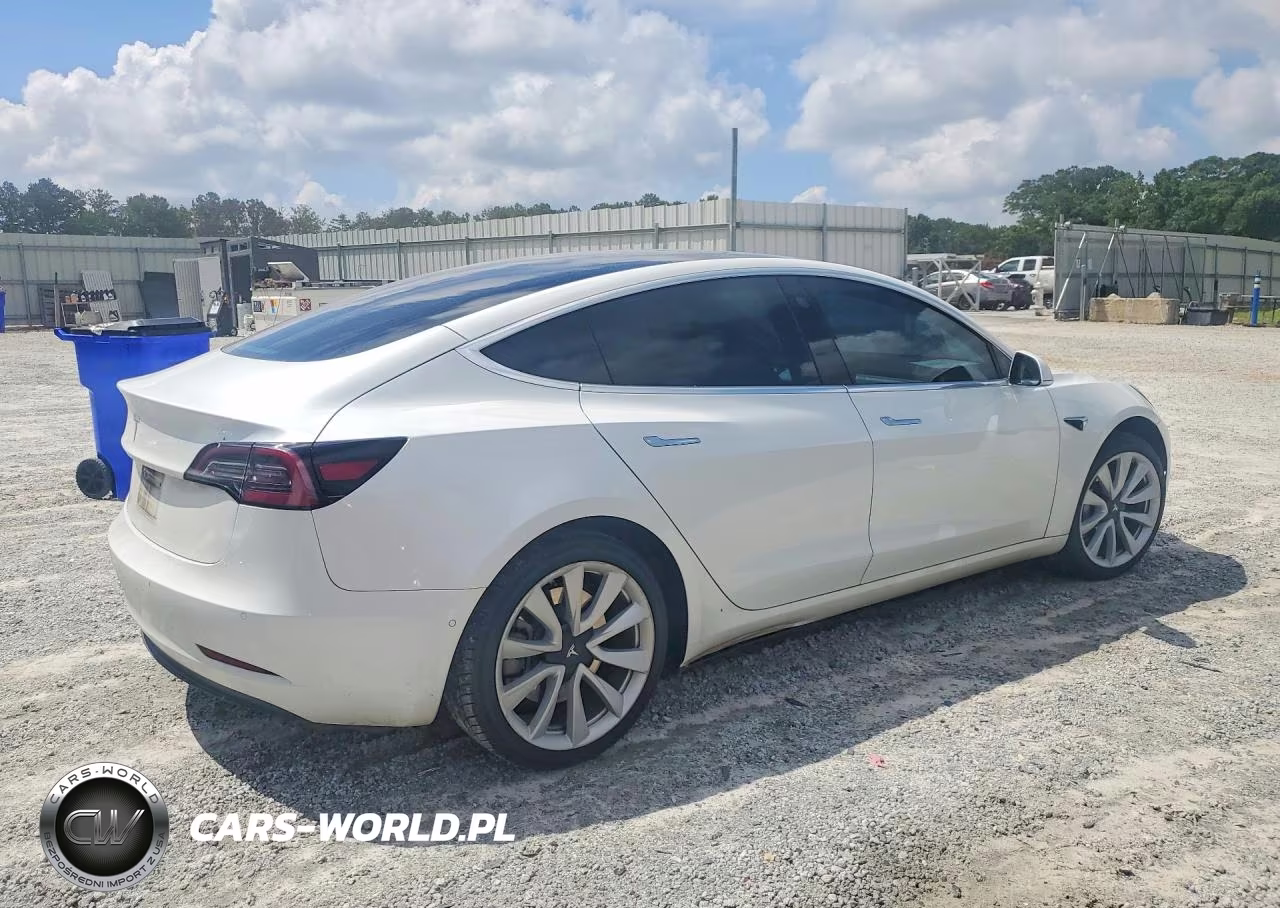 2020 Tesla Model 3 VIN:5YJ3E1EA8LF634135 - 3