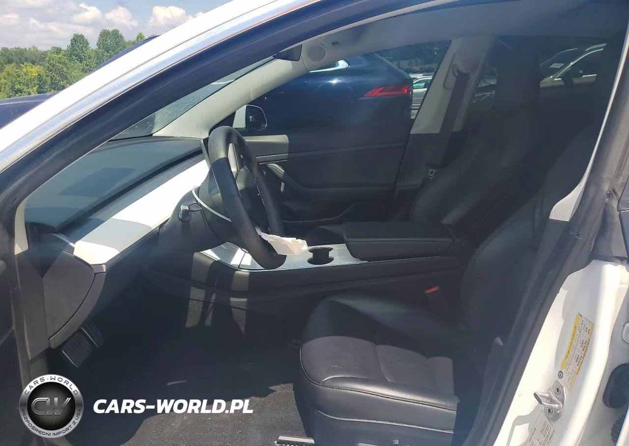 2020 Tesla Model 3 VIN:5YJ3E1EA8LF634135 - 7