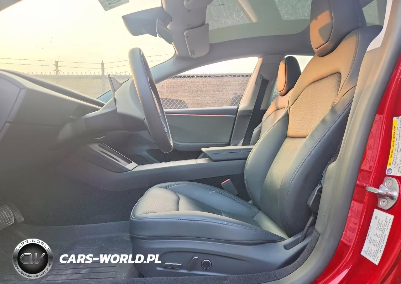 2025 Tesla Model 3 VIN:5YJ3E1EA7SF971605 - 7