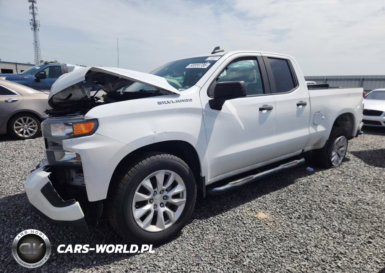 2022 Chevrolet Silverado Ltd C1500 Custom – zdjęcie 1 z 12