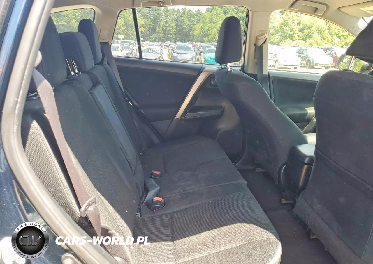 2018 Toyota Rav4 Le VIN:JTMBFREV7JJ232459 - 11