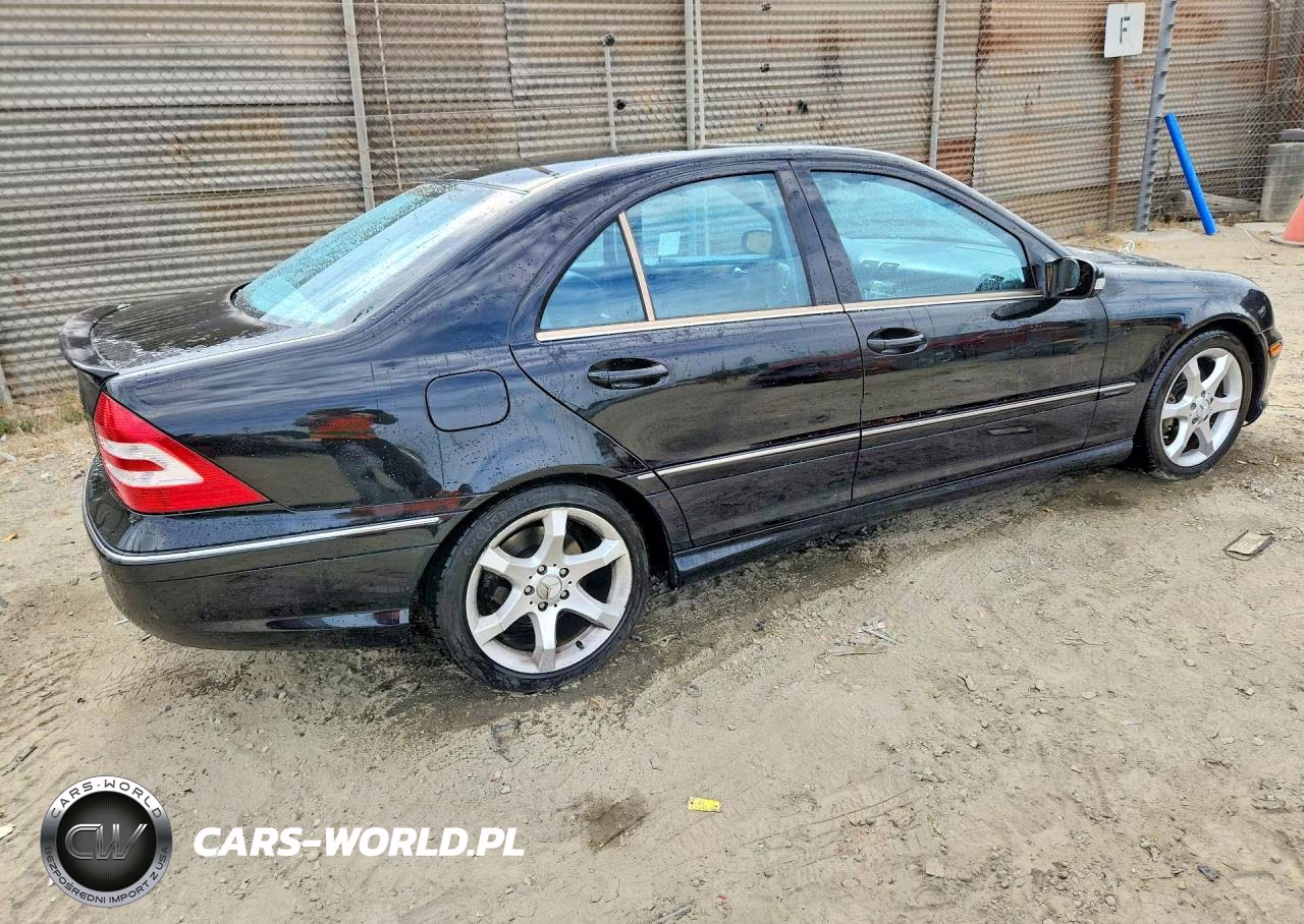 2007 Mercedes-Benz C 230 VIN:WDBRF52H07A918050 - 3