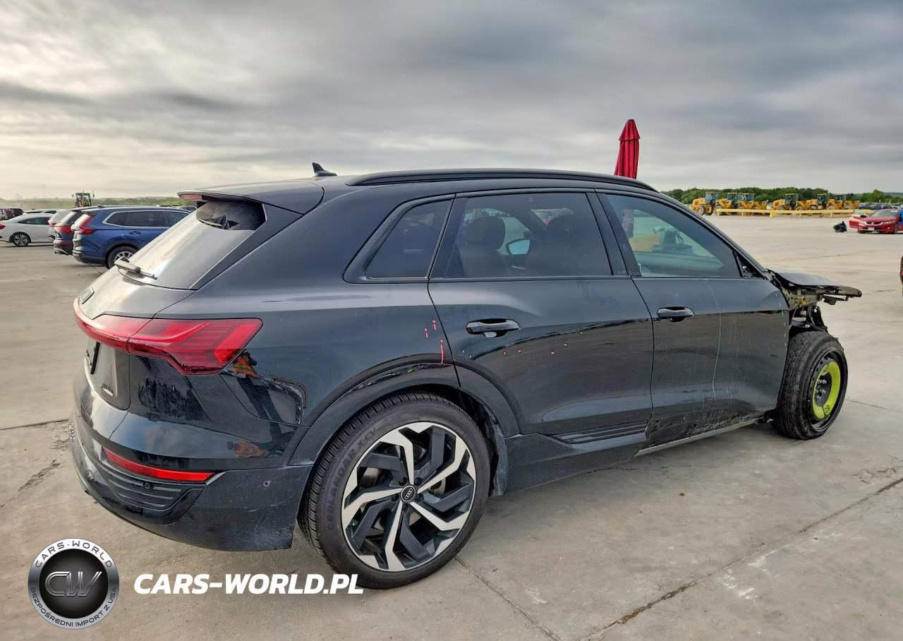 2024 Audi Q8 E-Tron Premium Plus VIN:WA15AAGE2RB062778 - 3