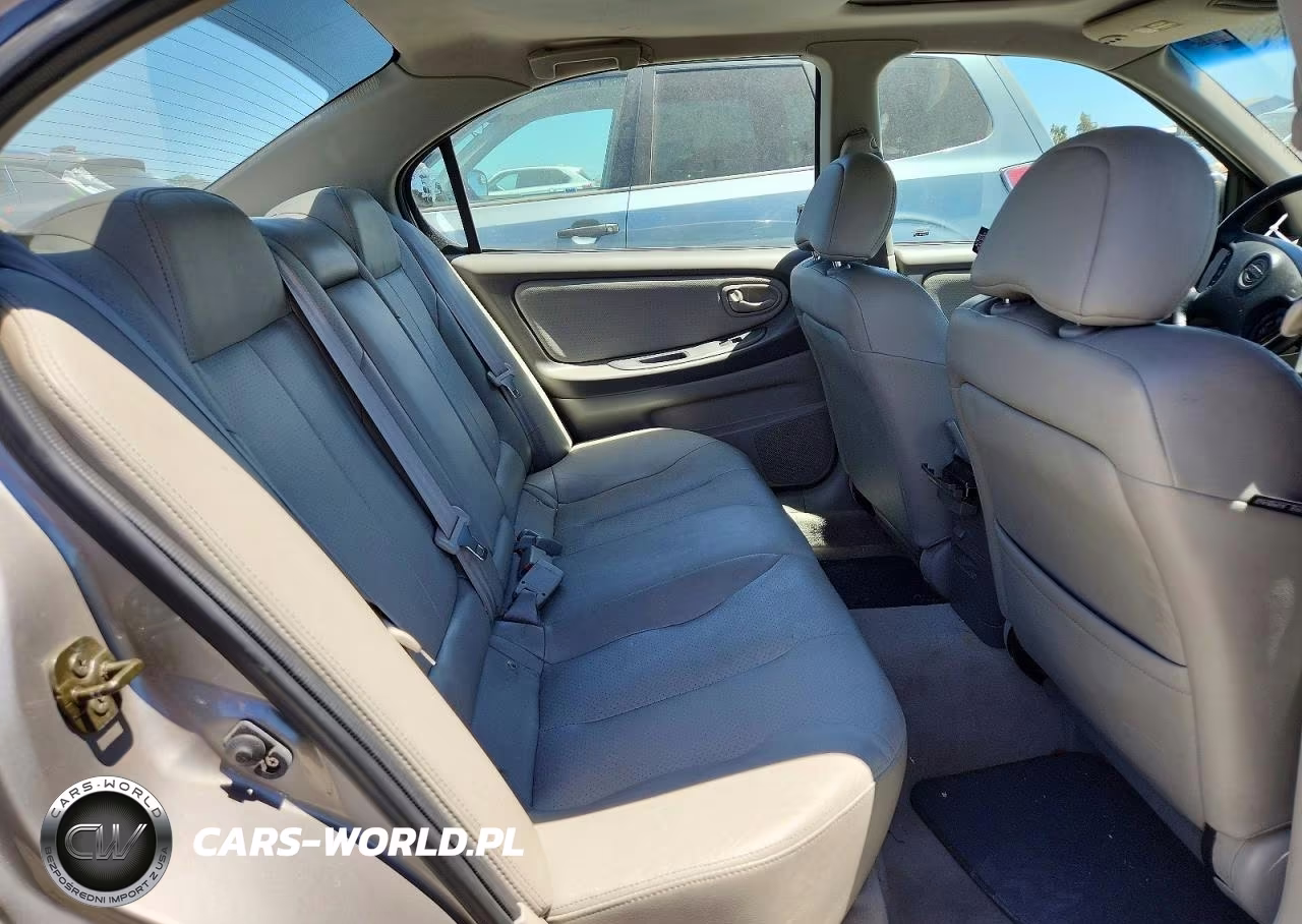 2001 Nissan Maxima Gxe VIN:JN1CA31A21T107766 - 10