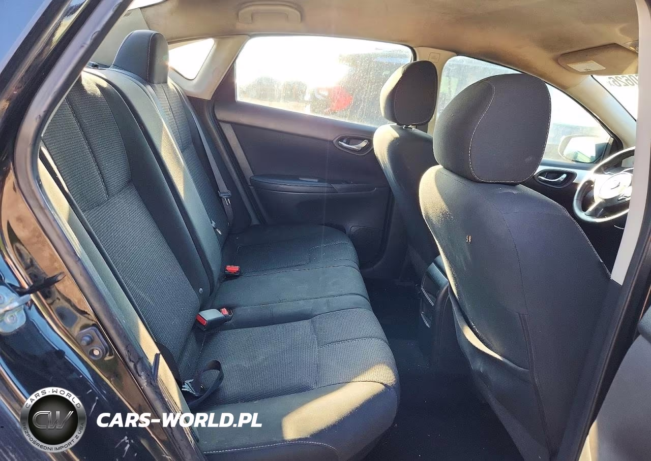 2018 Nissan Sentra S VIN:3N1AB7AP5JY286733 - 10