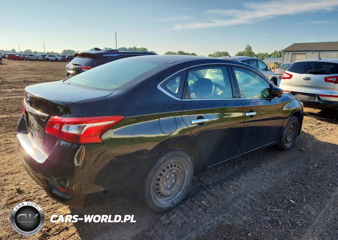 2018 Nissan Sentra S VIN:3N1AB7AP5JY286733 - 3