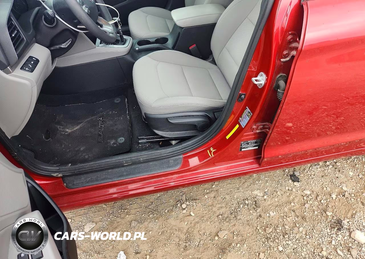 2019 Hyundai Elantra Sel VIN:5NPD84LF0KH465692 - 12