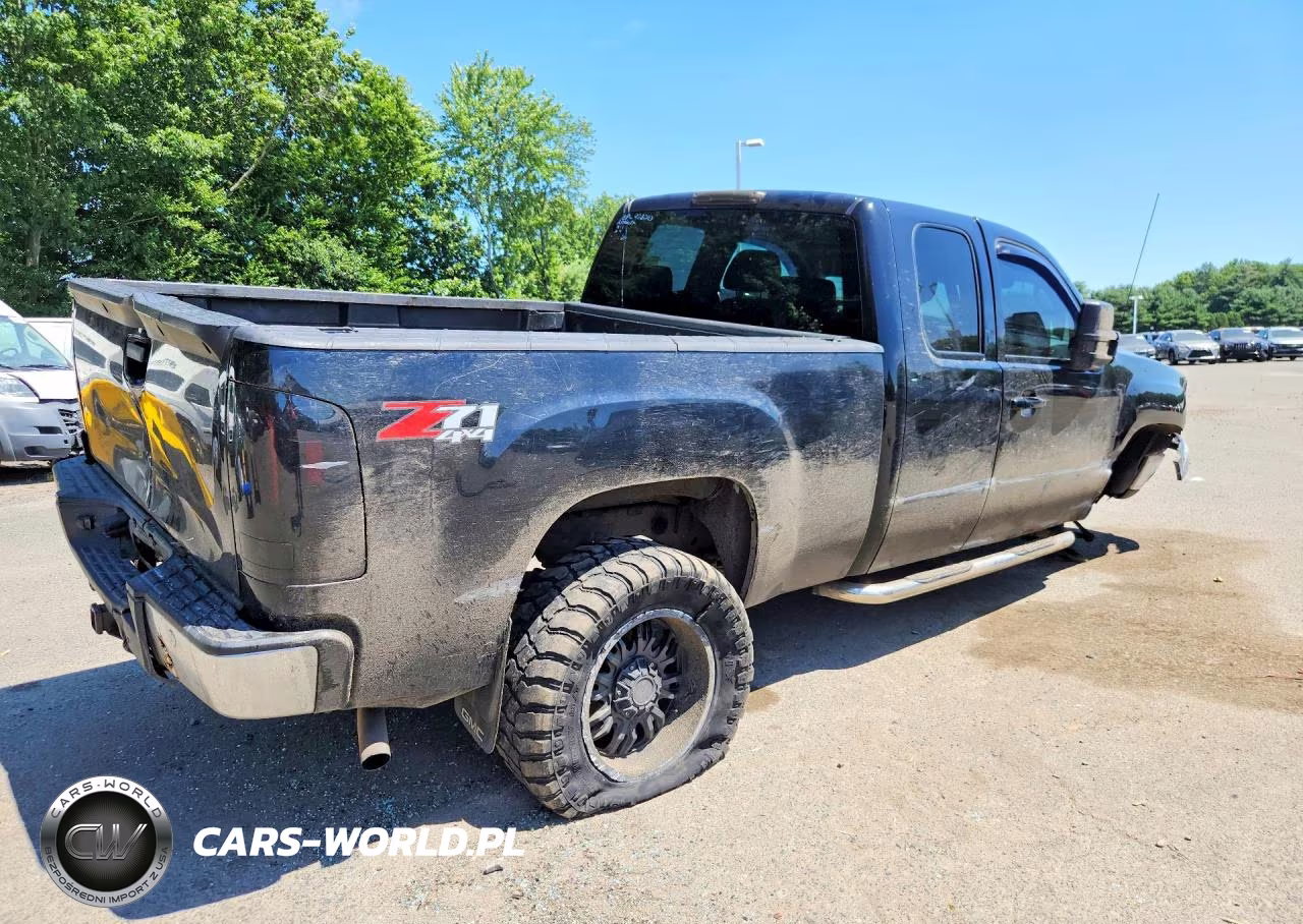 2008 GMC Sierra K1500 VIN:2GTEK190881251812 - 3