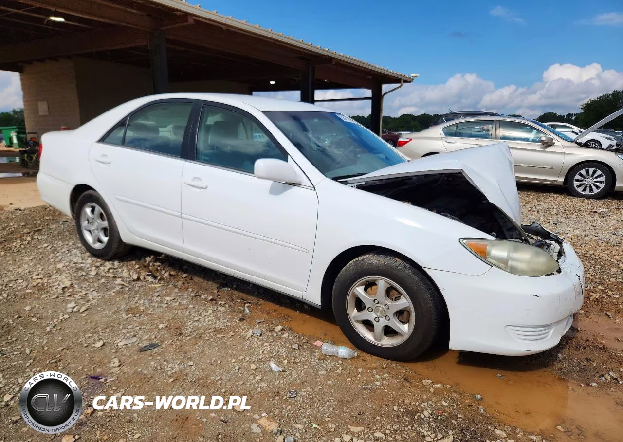 2005 Toyota Camry Le VIN:4T1BE32K05U596880 - 4