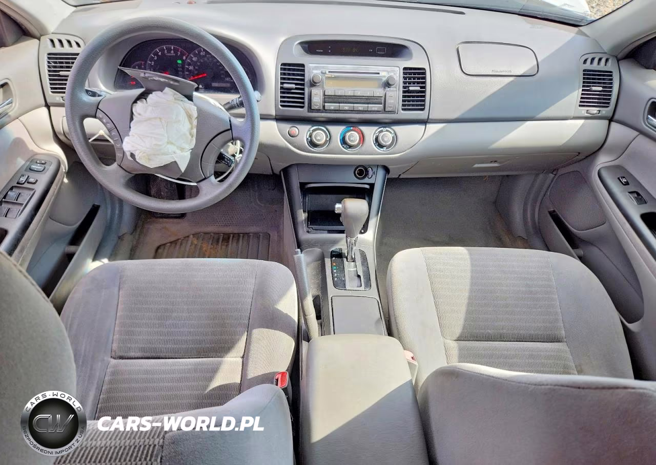 2005 Toyota Camry Le VIN:4T1BE32K05U596880 - 8