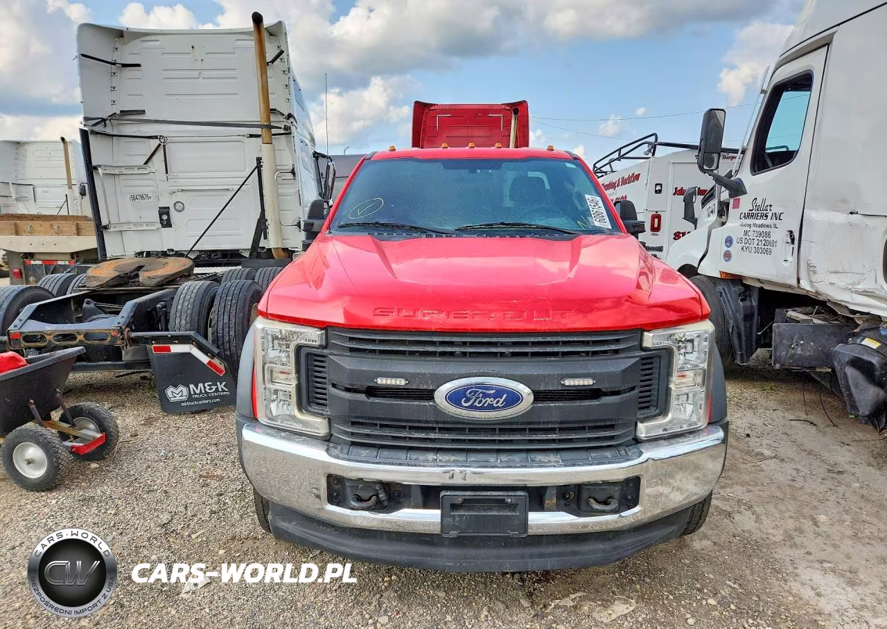 2017 Ford F550 Super Duty VIN:1FDUF5HT5HDA05223 - 5
