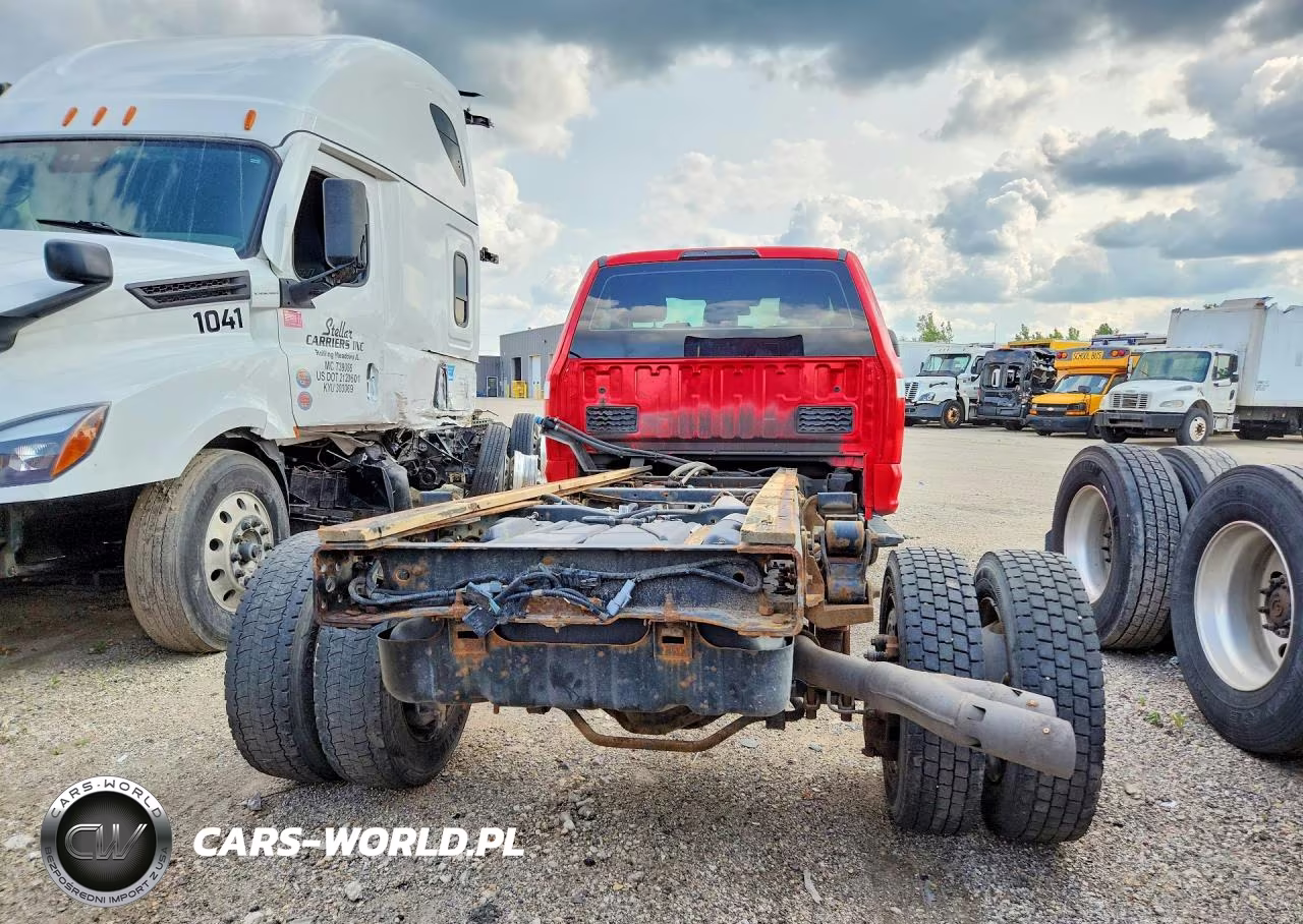 2017 Ford F550 Super Duty VIN:1FDUF5HT5HDA05223 - 6