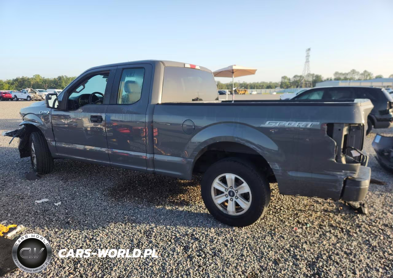 2018 Ford F150 Super Cab VIN:1FTEX1CB4JFB52267 - 2