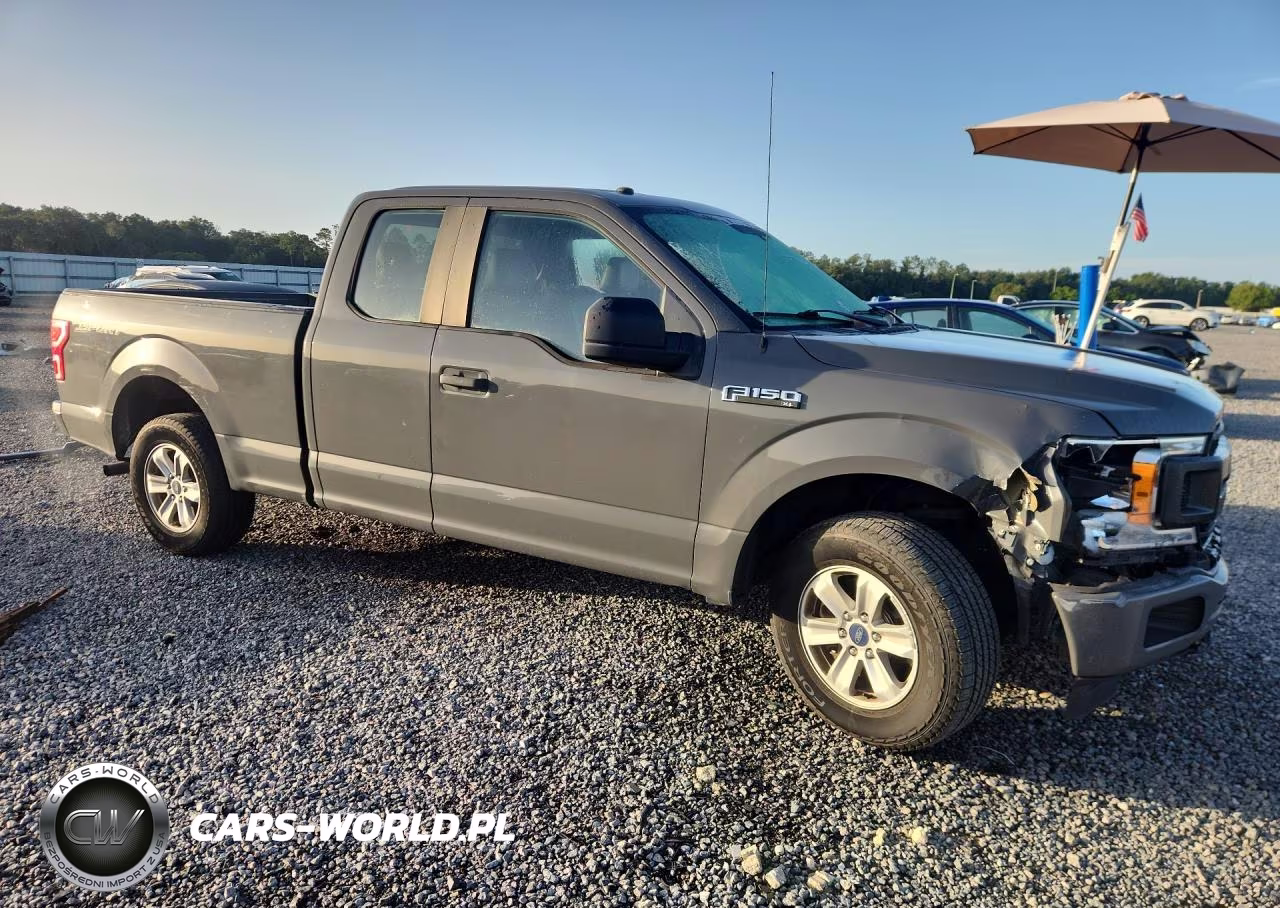 2018 Ford F150 Super Cab VIN:1FTEX1CB4JFB52267 - 4