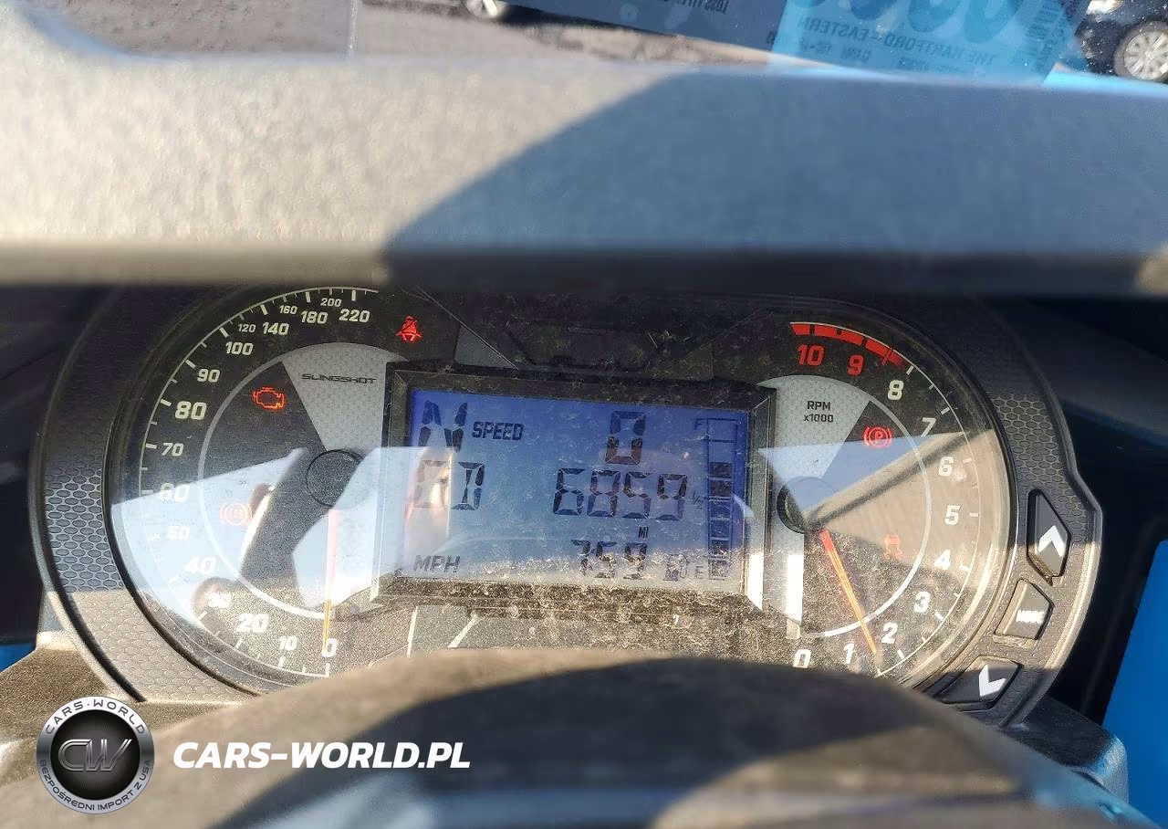2020 Polaris Slingshot R VIN:57XAARHB8L8137311 - 7