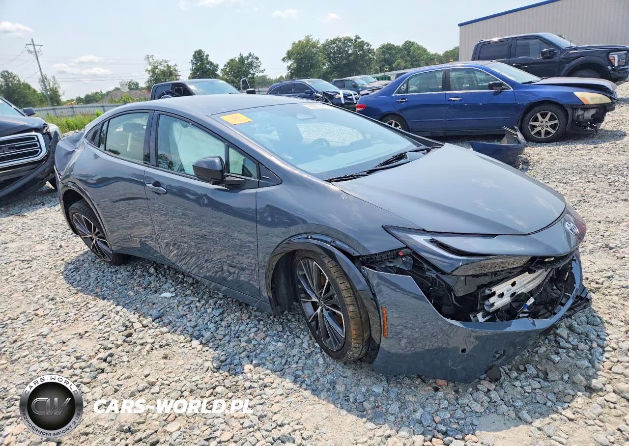 2024 Toyota Prius Limited VIN:JTDACAAU3R3036716 - 4