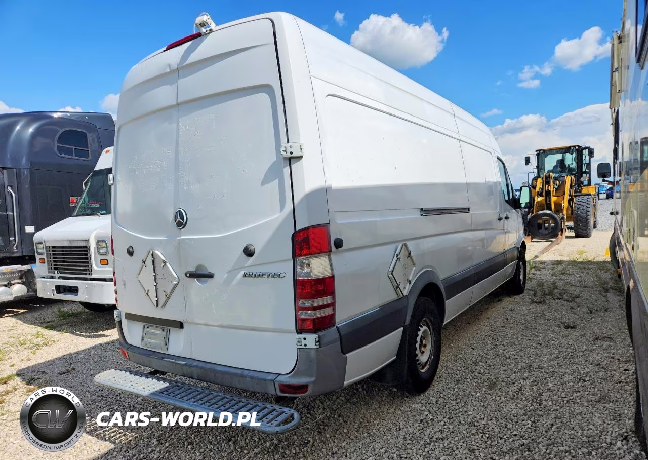 2011 Mercedes-Benz Sprinter 2500 VIN:WD3PE8CB0B5595024 - 3