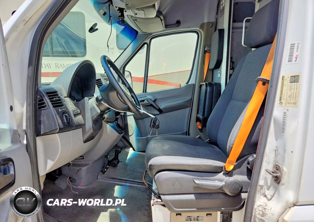 2011 Mercedes-Benz Sprinter 2500 VIN:WD3PE8CB0B5595024 - 7