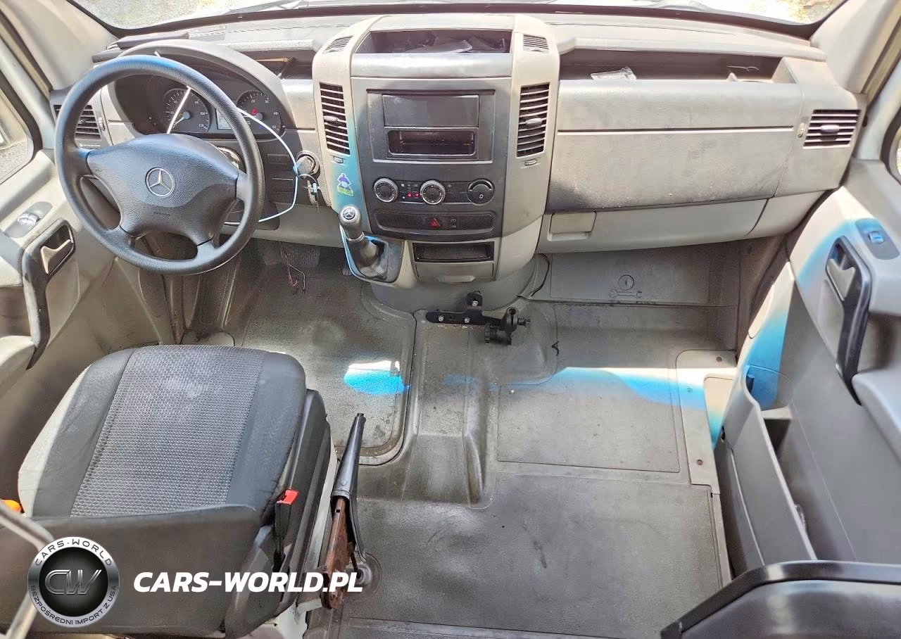 2011 Mercedes-Benz Sprinter 2500 VIN:WD3PE8CB0B5595024 - 8