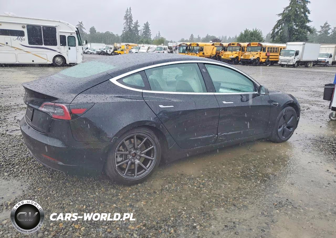 2020 Tesla Model 3 VIN:5YJ3E1EA0LF740885 - 3