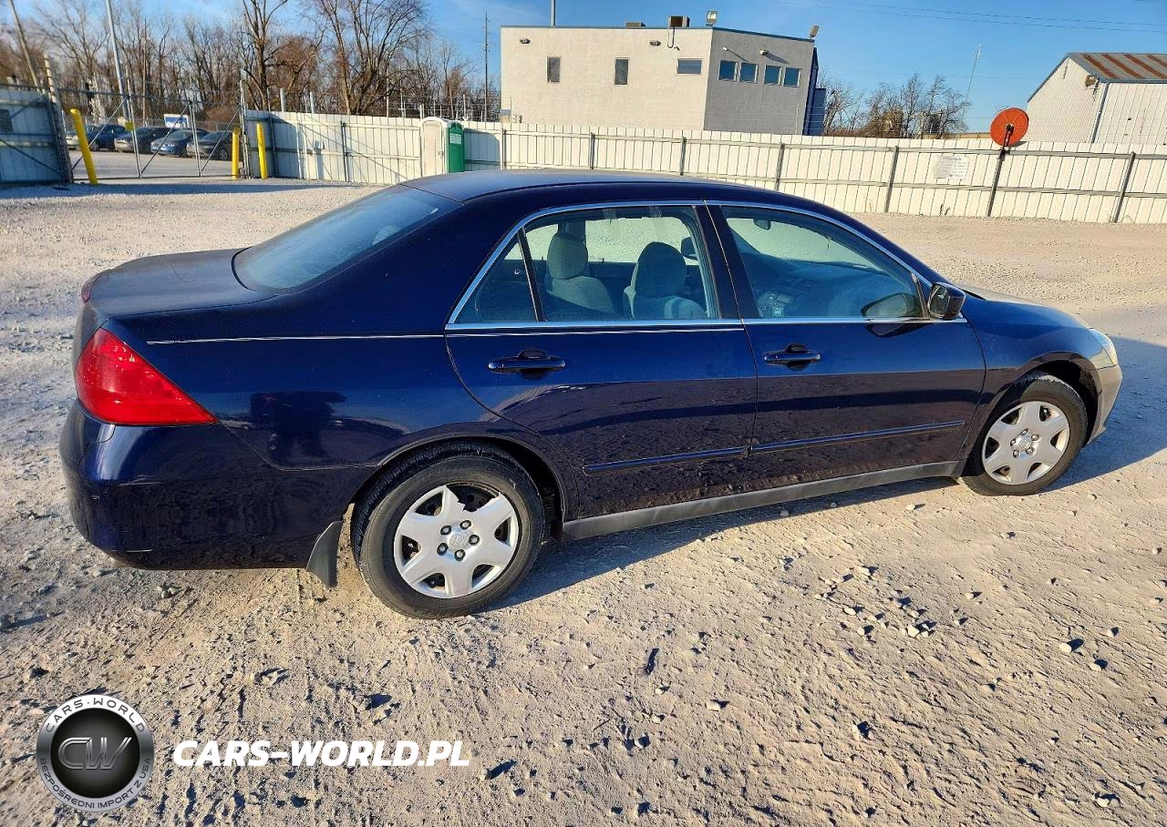 2007 Honda Accord Lx VIN:1HGCM56407A122372 - 3