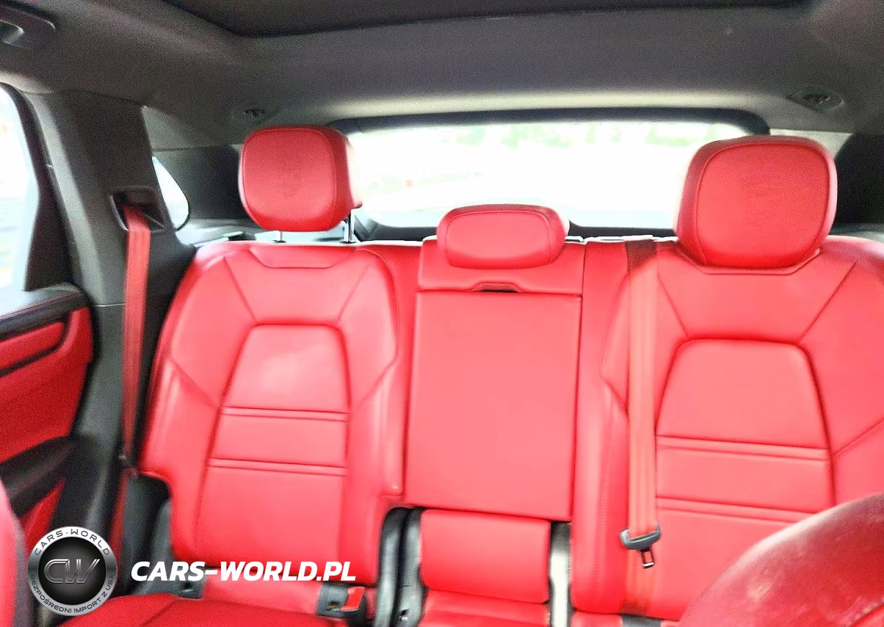 2022 Porsche Cayenne S VIN:WP1AB2AY7NDA31761 - 10