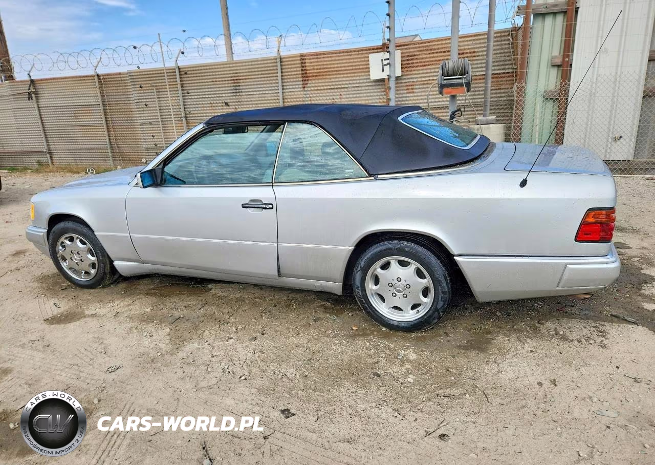 1995 Mercedes-Benz E 320 VIN:WDBEA66E7SC185995 - 2