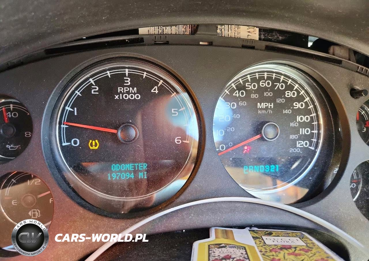 2007 Chevrolet Tahoe K1500 VIN:1GNFK13007R220788 - 9