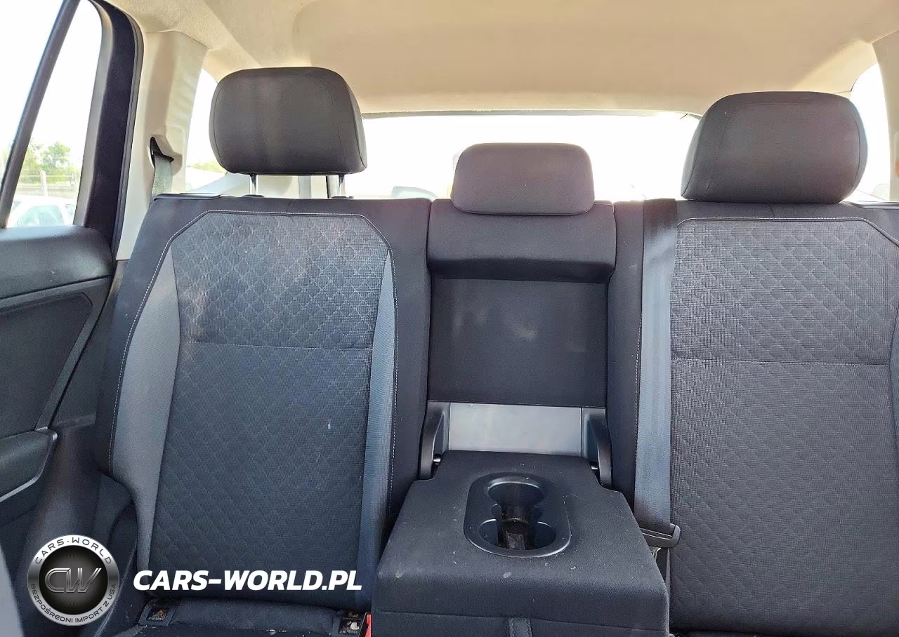 2020 Volkswagen Tiguan S VIN:3VV1B7AXXLM117266 - 10