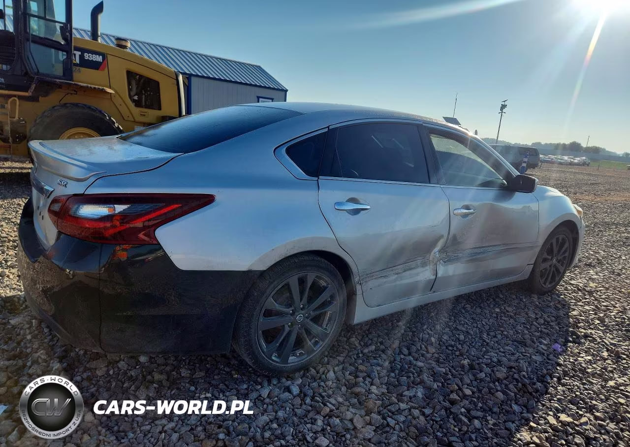 2017 Nissan Altima 2.5 Sr VIN:1N4AL3AP6HC241084 - 3