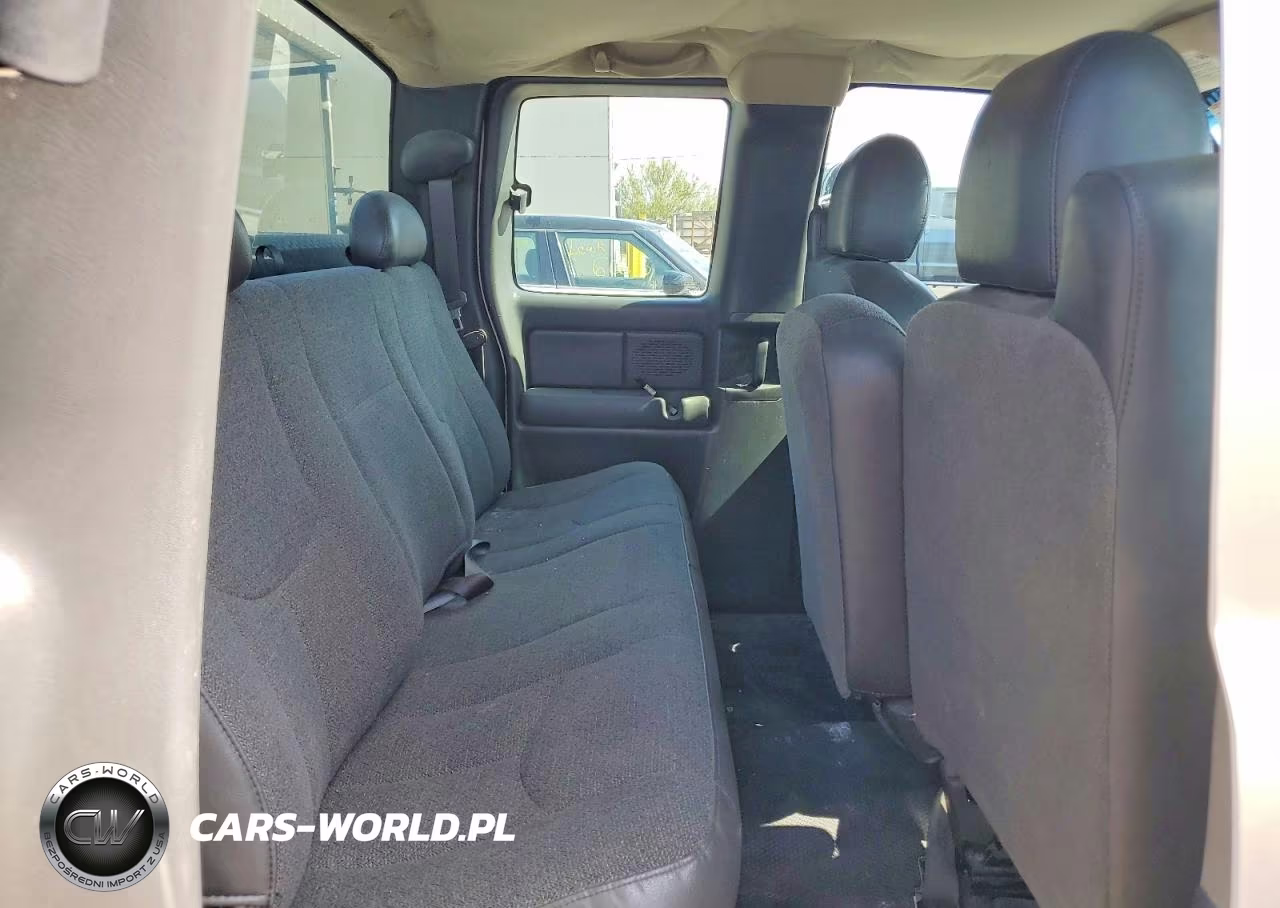 2004 Chevrolet Silverado C1500 VIN:1GCEC19X84Z345376 - 10