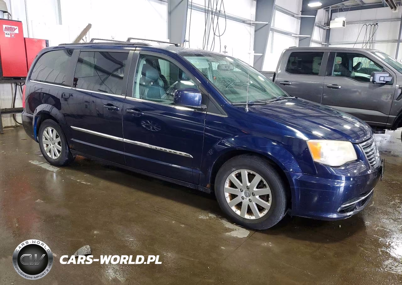 2012 Chrysler Town & Country Touring VIN:2C4RC1BG0CR245891 - 4
