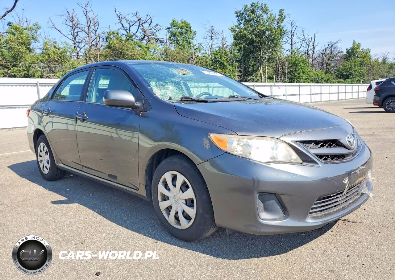 2011 Toyota Corolla Le VIN:2T1BU4EEXBC642338 - 4