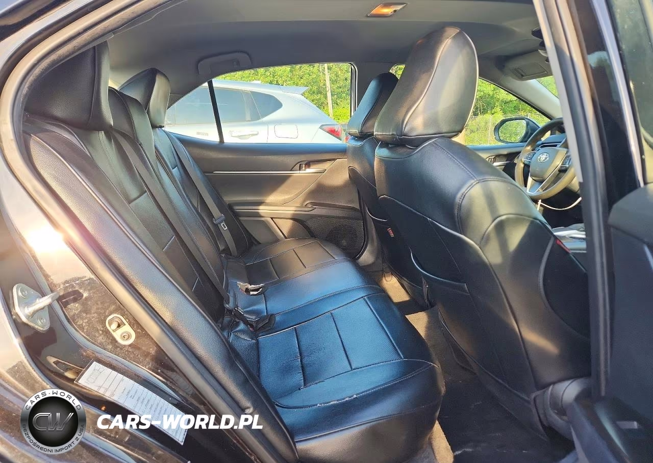 2021 Toyota Camry Le VIN:4T1C11AK0MU468014 - 10
