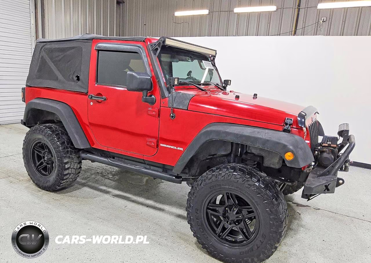 2011 Jeep Wrangler Sport VIN:1J4AA2D1XBL544369 - 4