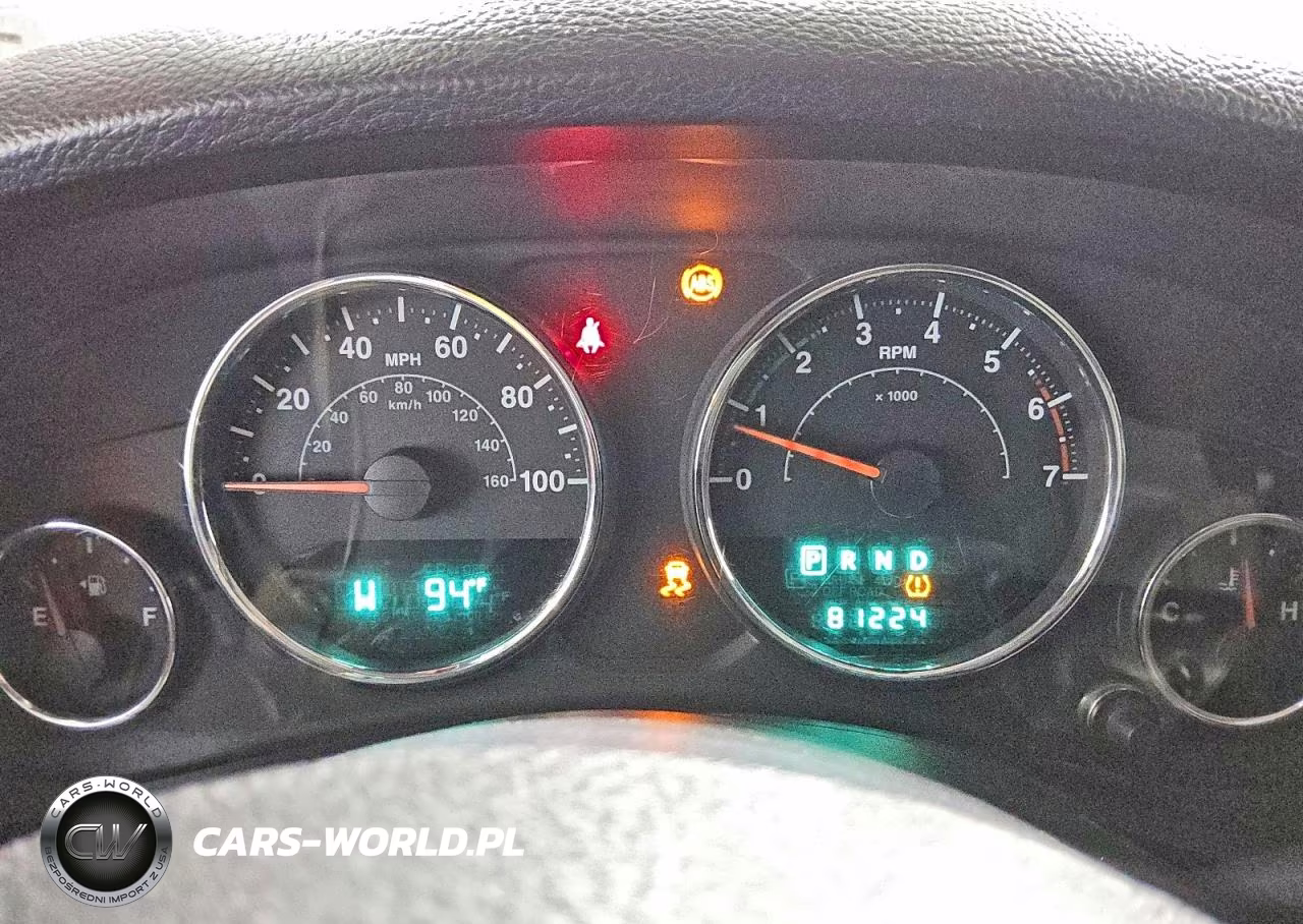 2011 Jeep Wrangler Sport VIN:1J4AA2D1XBL544369 - 9